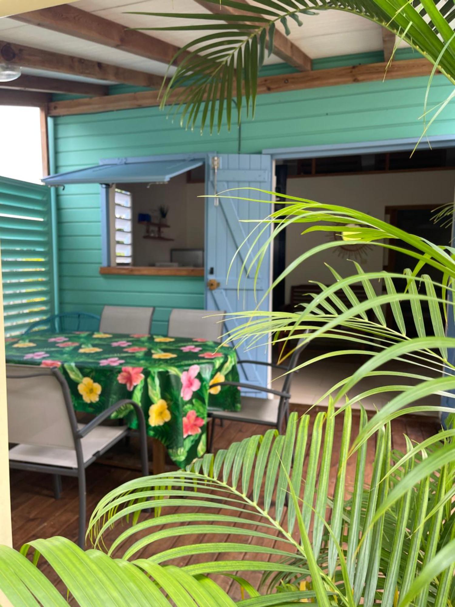 Bungalows Malueva 1 Chambre Et 1 Mezzanine A 5Min De La Plage De La Caravelle Sainte-Anne (Grande-Terre) Exterior foto